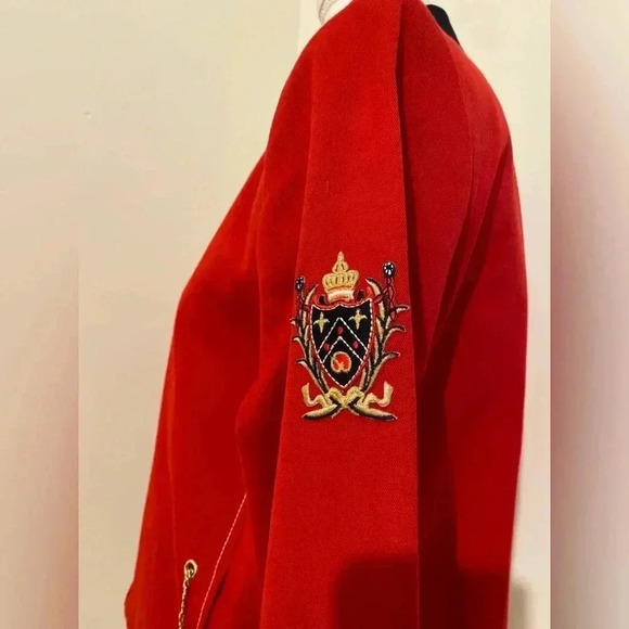 ST. John Sport Red and Navy Cropped Jacket Size Small - Picture 6 of 13